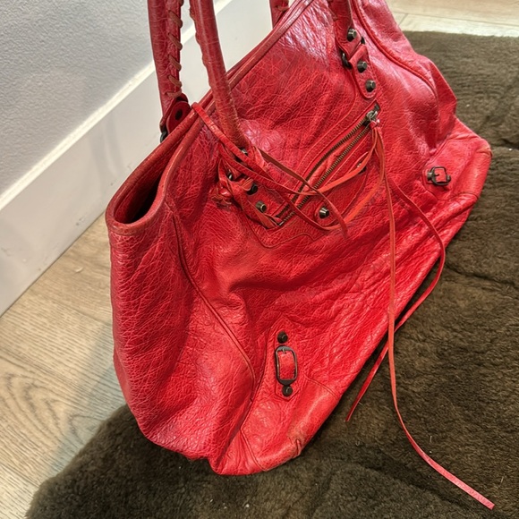 Good condition balenciaga big tote color: red - Picture 2 of 7